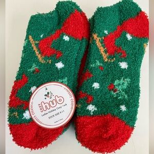 Holiday Cozy Socks with Red and Green Pattern 6 Pairs